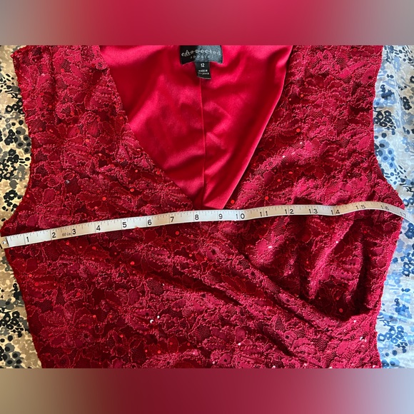 Red Dress - Picture 2 of 3